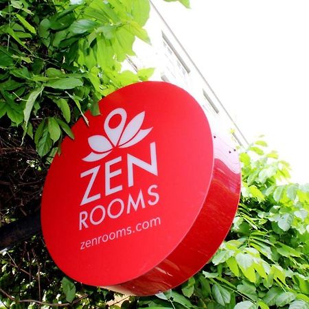 Zen Rooms Near Stasiun Kota Baru Malang Eksteriør bilde